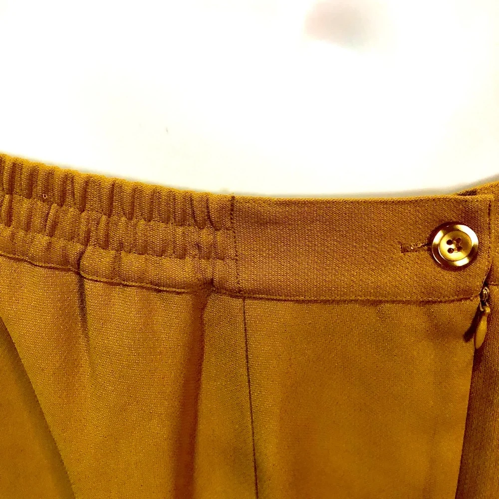 MILANO Gold Button down Long sleeve Suit coat and midi skirt Fur Accents Luxe - Picture 6 of 7